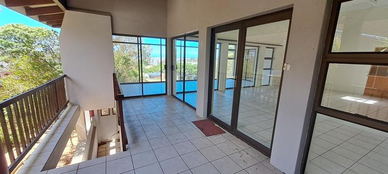 4 Bedroom Property for Sale in Stilbaai Wes Western Cape